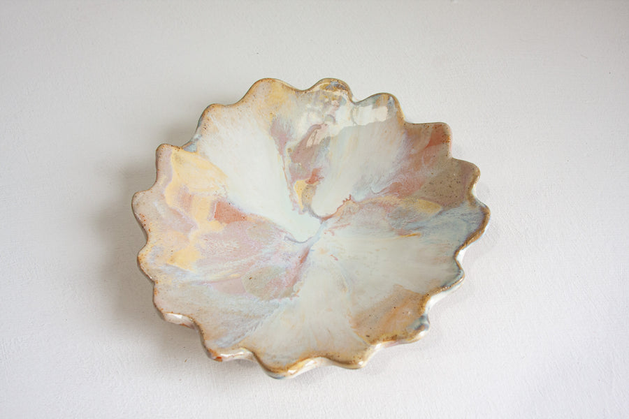 Handmade Ceramic Petal Bowl - Marshmallow