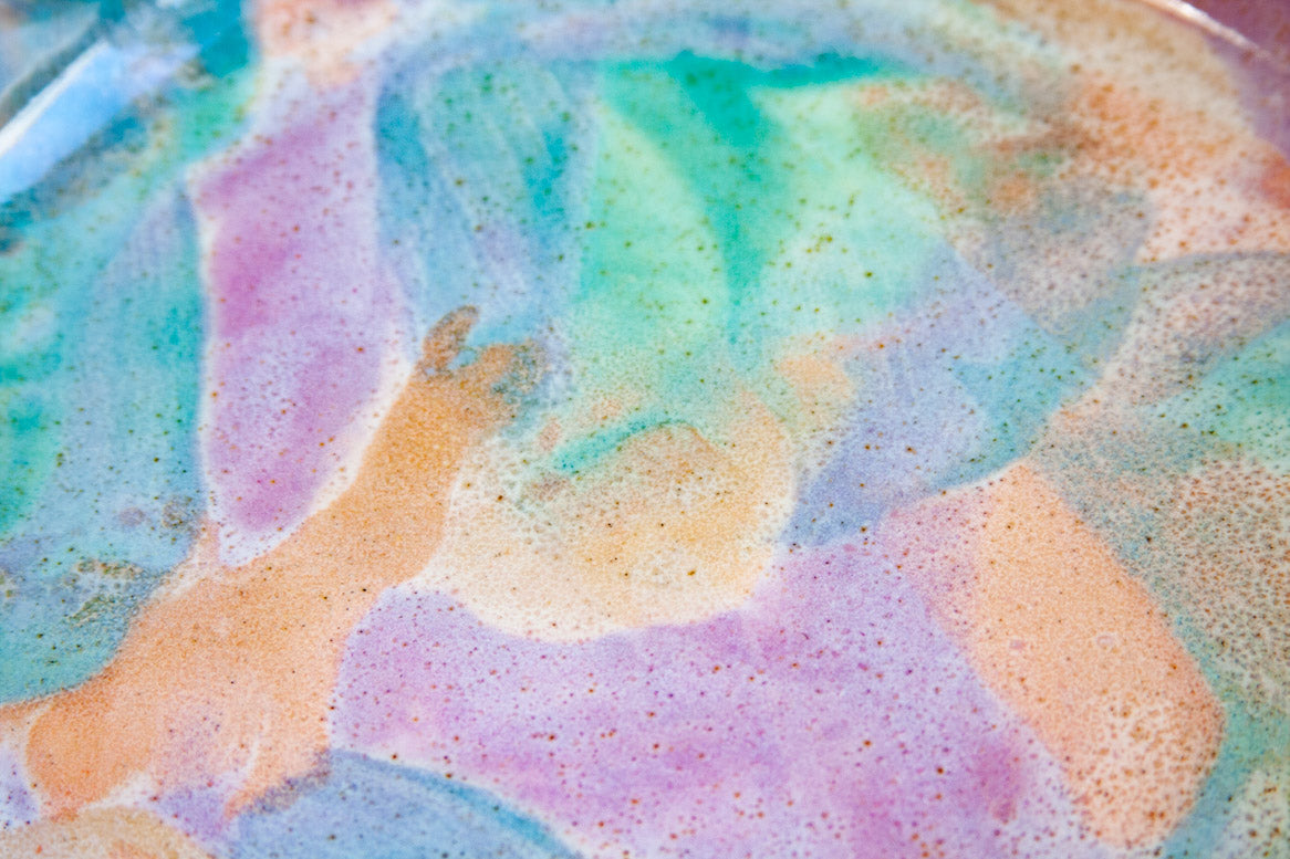 glaze close up on ceramic plate