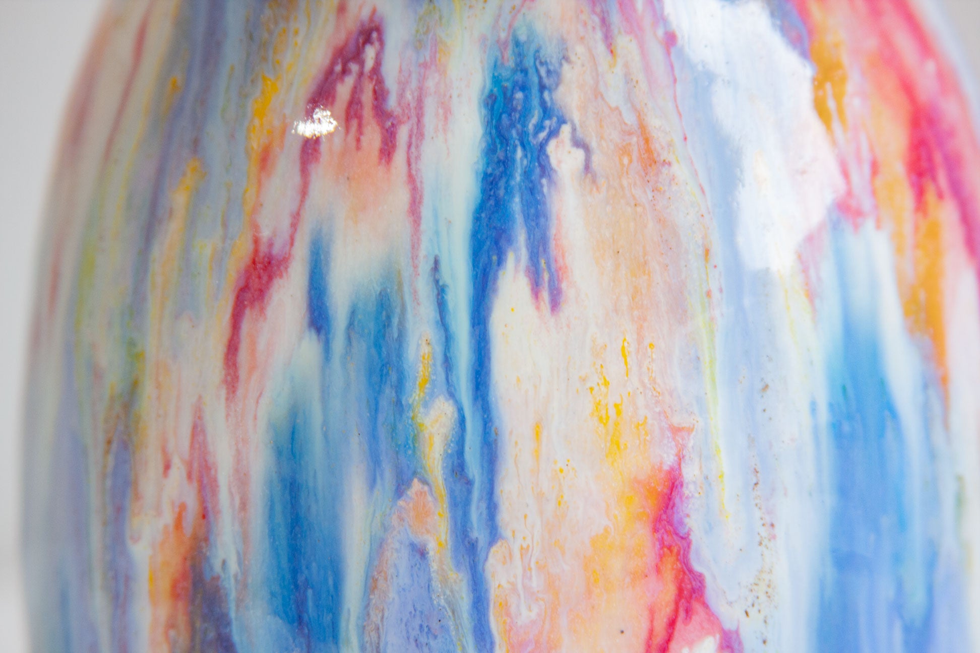 handmade ceramic glaze detail on handmade ceramic table lamp